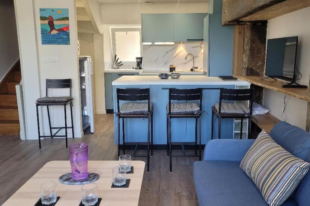 Le Souper De Victor Hugo Villa Les Pieux Bagian luar foto